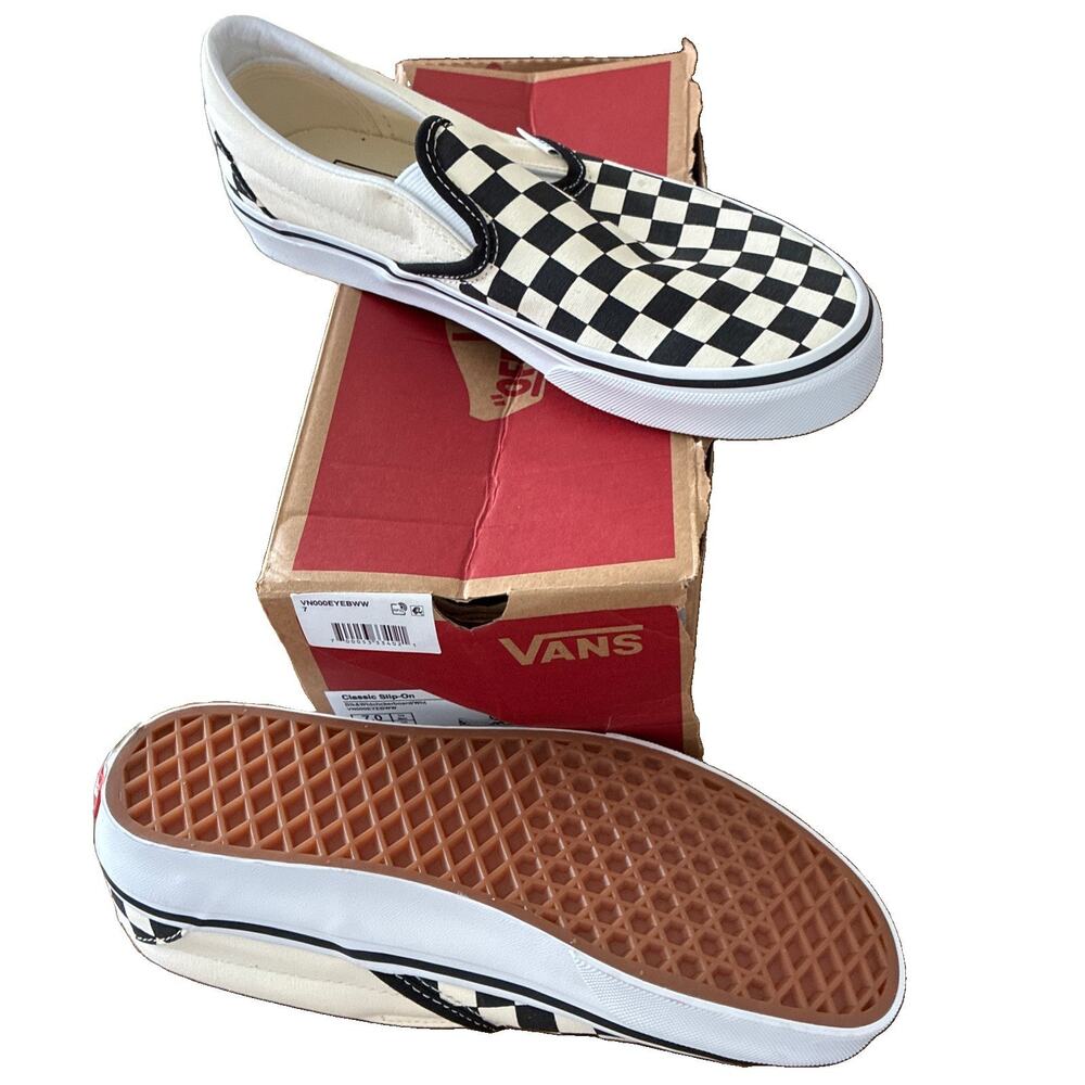 NIB Vans Classic Slip On Checkerboard Black White M Size 7 Wmn 8.5 VN000EYEBWW - Picture 2 of 9